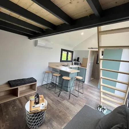 Tiny House L'Oeil Des Domes Villa Saint-Pierre-le-Chastel Exterior photo